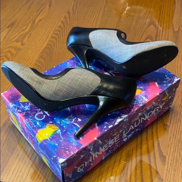 Shoes - Picture 3 of 3